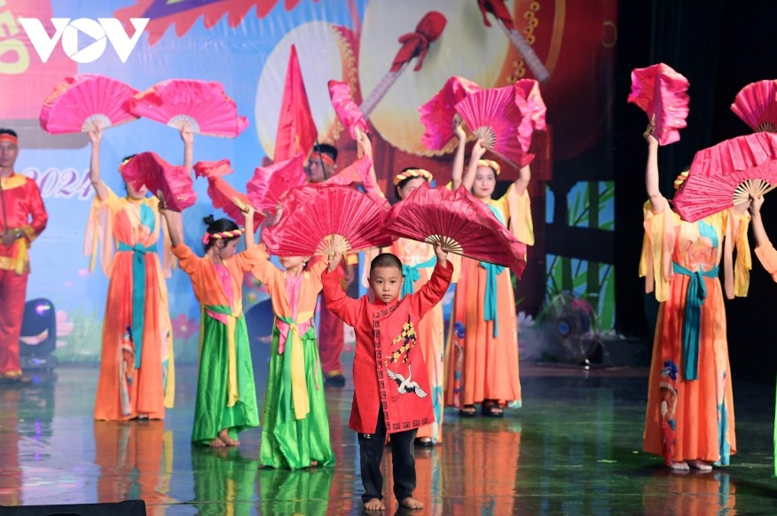 Những người yêu chèo hội ngộ tại Liên hoan phát thanh toàn quốc lần thứ XVI- Ảnh 14. Những người yêu chèo hội ngộ tại Liên hoan phát thanh toàn quốc lần thứ XVI- Ảnh 14.