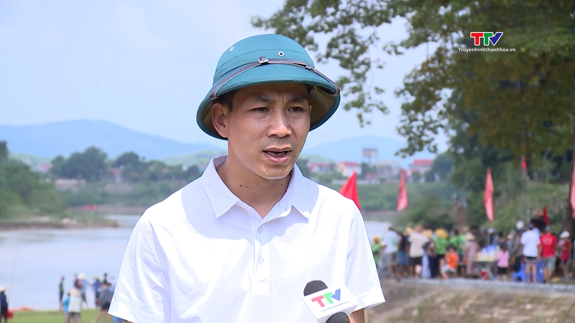 Lễ hội đua thuyền truyền thống ở Vĩnh Lộc- Ảnh 2. Lễ hội đua thuyền truyền thống ở Vĩnh Lộc- Ảnh 2.