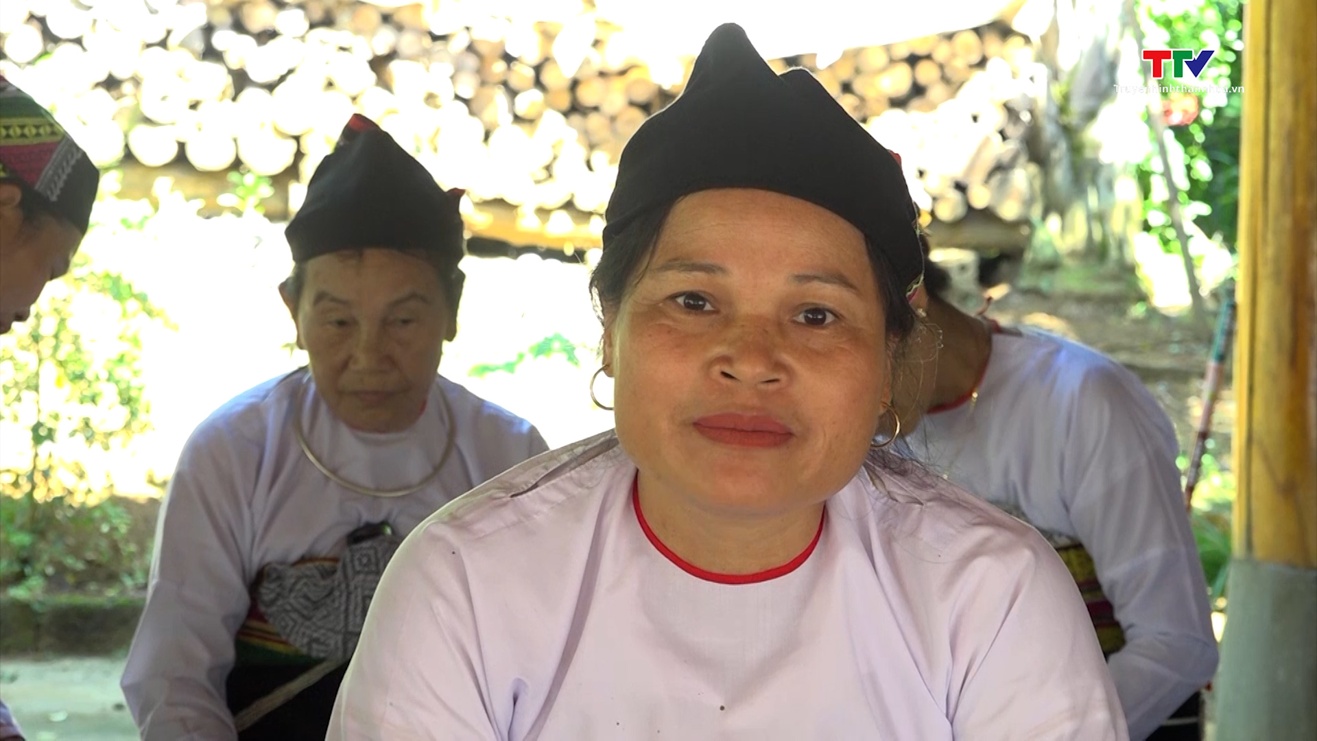 Bảo tồn và phát huy giá trị hát ru Mường Ngọc Lặc- Ảnh 2. Bảo tồn và phát huy giá trị hát ru Mường Ngọc Lặc- Ảnh 2.