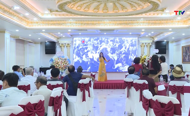 Kỷ niệm 15 năm ngày truyền thống Âm nhạc Việt Nam- Ảnh 1. Kỷ niệm 15 năm ngày truyền thống Âm nhạc Việt Nam- Ảnh 1.